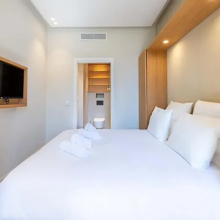 2bedroom Front Palais Des Congres Center *